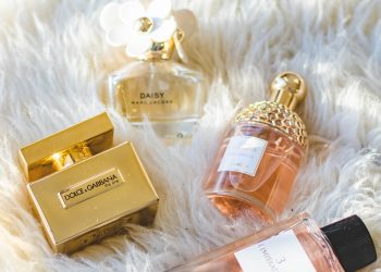 Marié(e): comment choisir son parfum de mariage ?